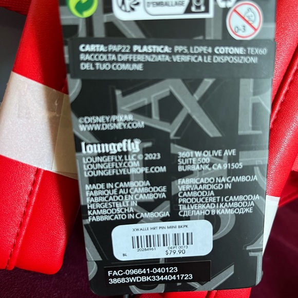 NWT Pixar Wall-E & EVE heart shaped pin display backpack. Loungefly ita bag - Picture 7 of 12